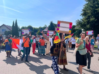 Kolorowa parada i goście z całego świata. Rozpoczął się Kongres RIDEF