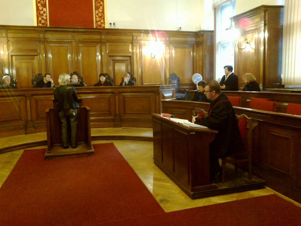 Obrońca Anny Cz. działa na zwłokę?