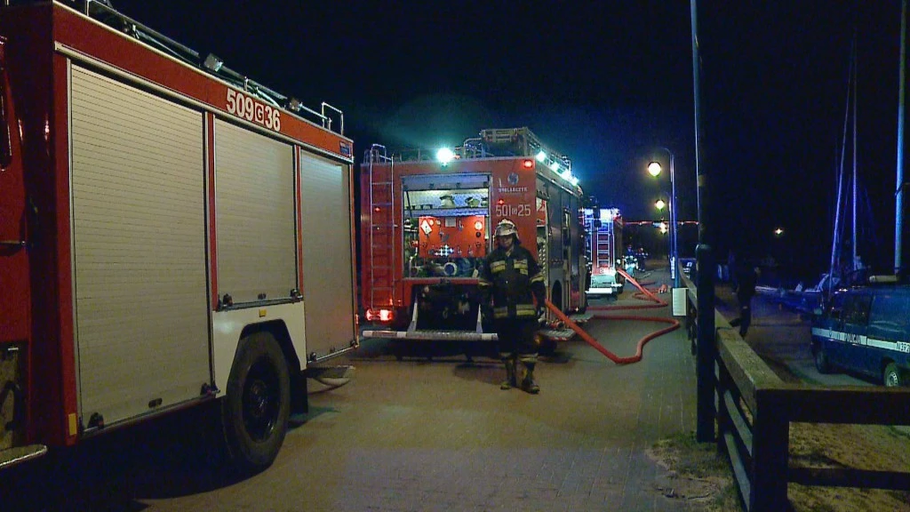 Paliło się puckie molo i sezonowy sklep. Prawdopodobnie doszło do podpalenia