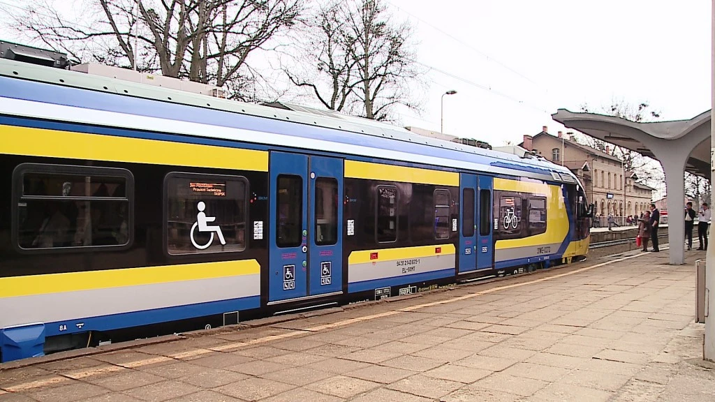SKM: Pociągi jeżdżą już zgodnie z rozkładem