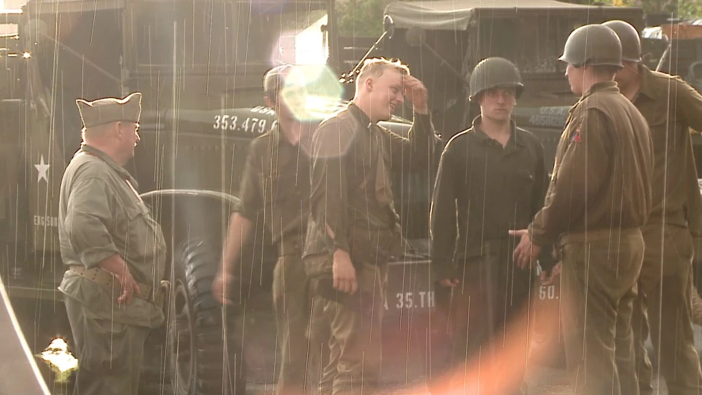 D-Day Hel otwarty w strugach deszczu