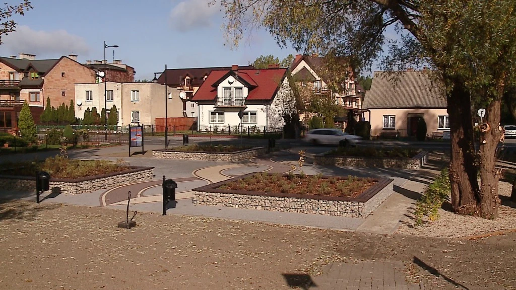Skwer przy ulicy Kaperskiej w Chałupach nowym miejscem spotkań