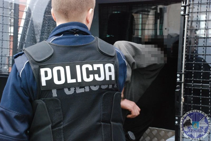 Ścigany za milionowe oszustwa w rękach puckiej policji