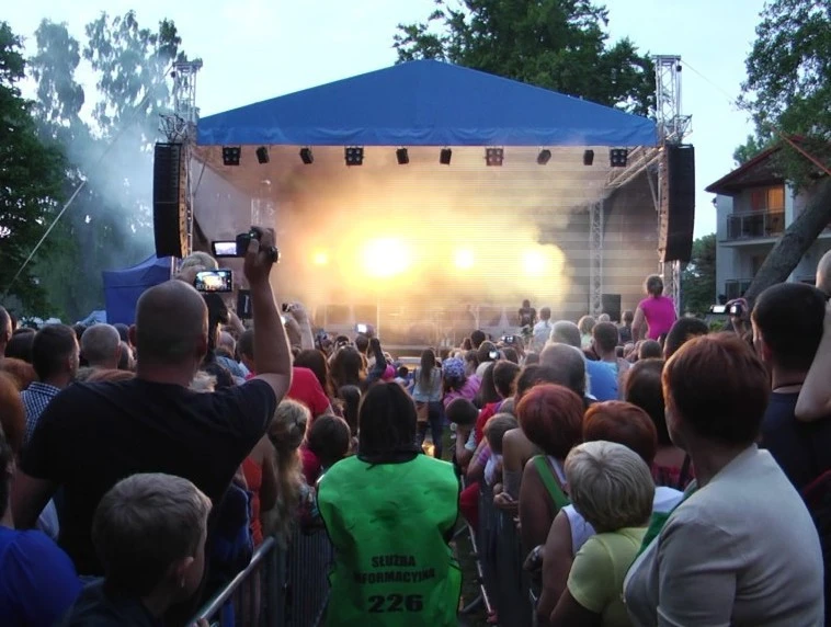 Trwa muzyczne i kabaretowe lato we Władysławowie