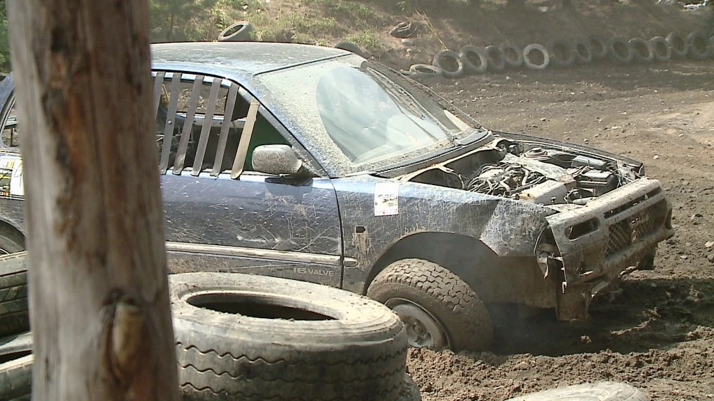Szalony wyścig w Kolibkach. Wrack Race za nami!