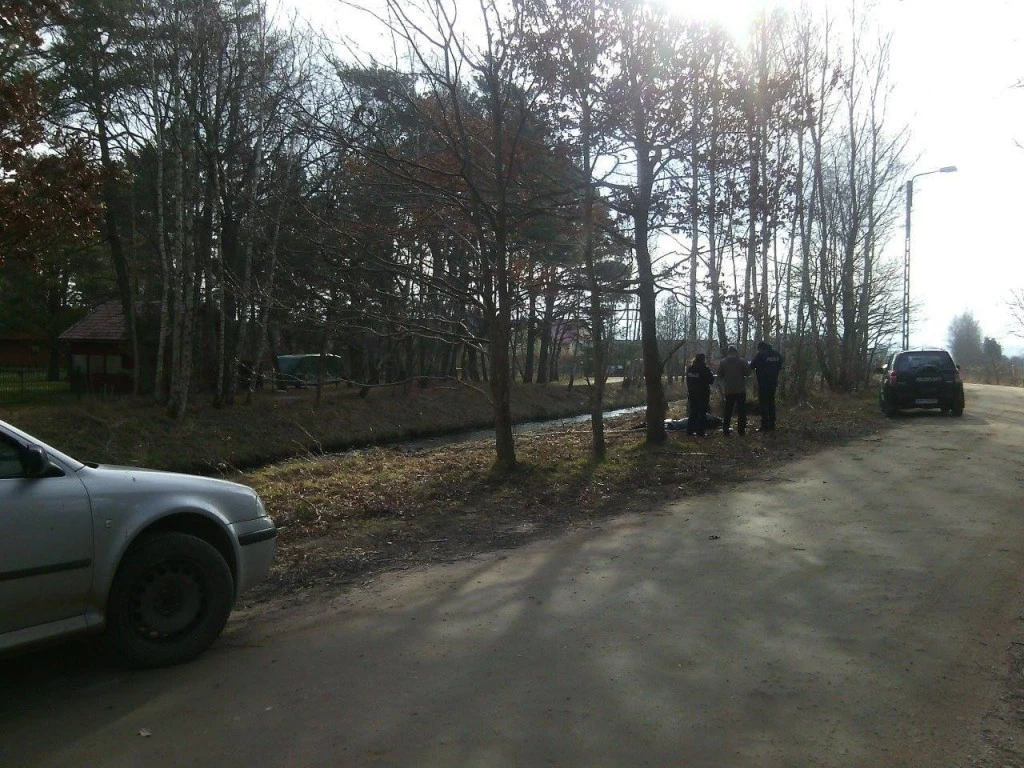 Zwłoki w Dębkach. Nie żyje 60-latek