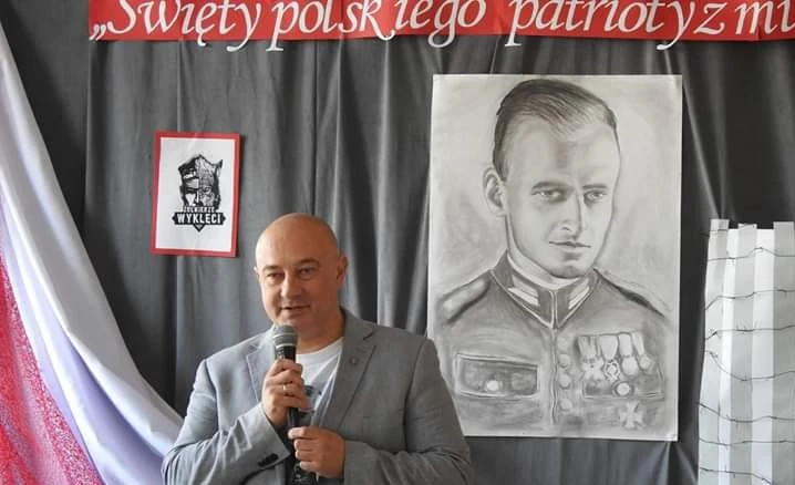 Fot. ZS Ciężkowice/źródło: Facebook  Stowarzyszenie im. kpt. Antoniego Rymszy 