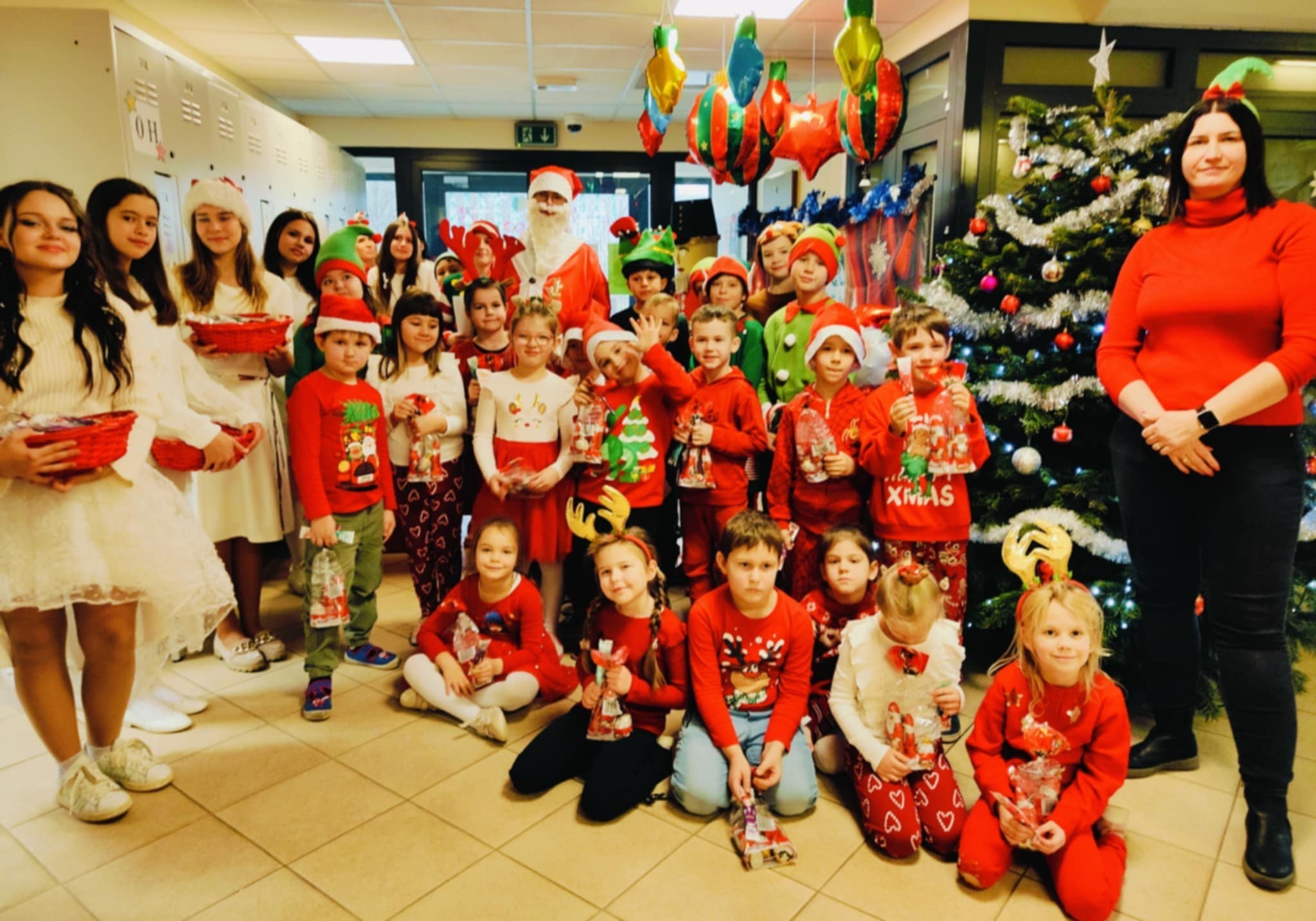 Mikołajkowa magia w Szkole Podstawowej w Bolszewie| ZDJĘCIA