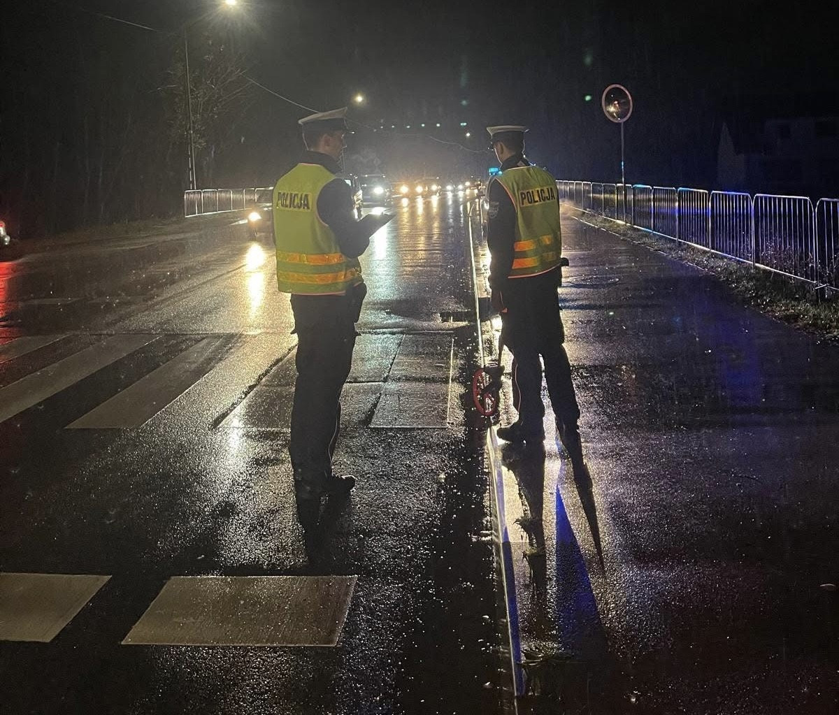 Wjechał w nastolatków na pasach. Trafili do szpitala