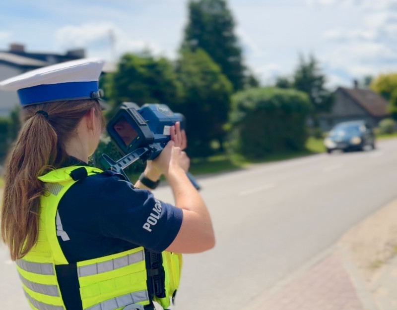 Przez miasto pędził ponad 140 km/h