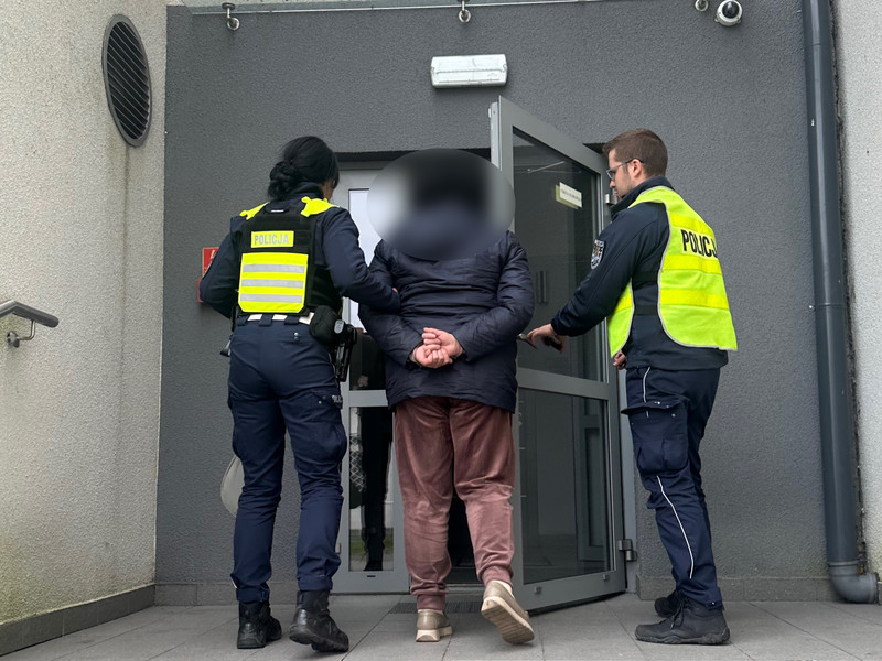 Fałszywe prawo jazdy ujawnione podczas rutynowej kontroli. 53-letnia Ukrainka zatrzymana przez policję