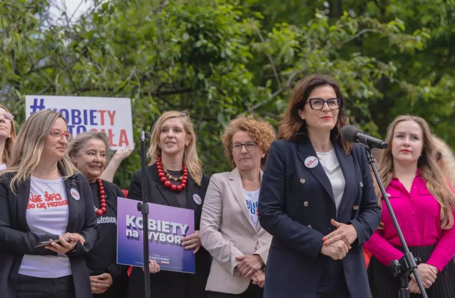 'Każda kobieta powinna decydować o sobie' Namawiały do głosowania na Trzaskowskiego