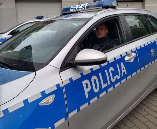 Policjanci uratowali życie 87-latkowi
