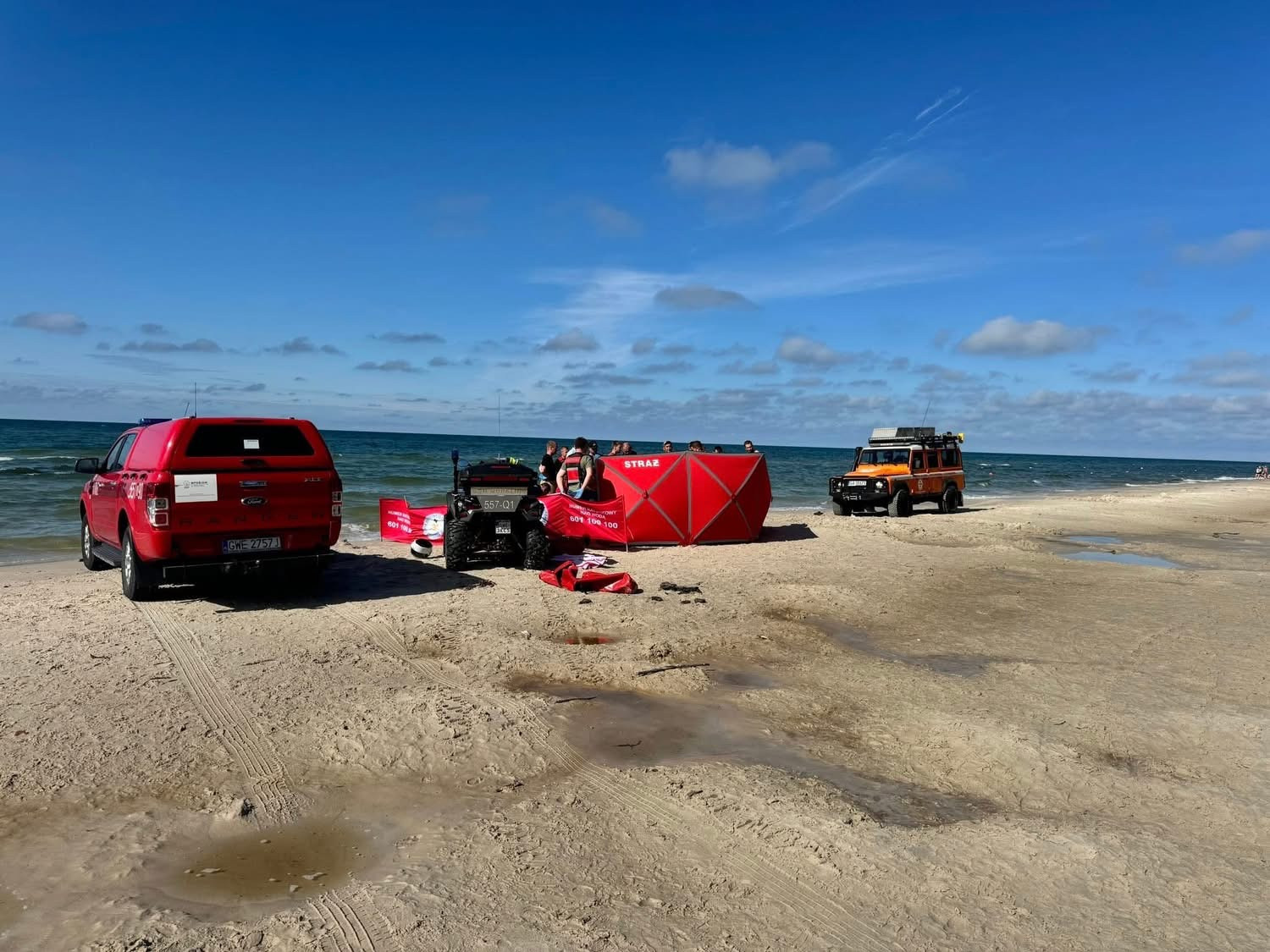 Tragedia nad morzem. Mężczyzna zmarł mimo długiej reanimacji