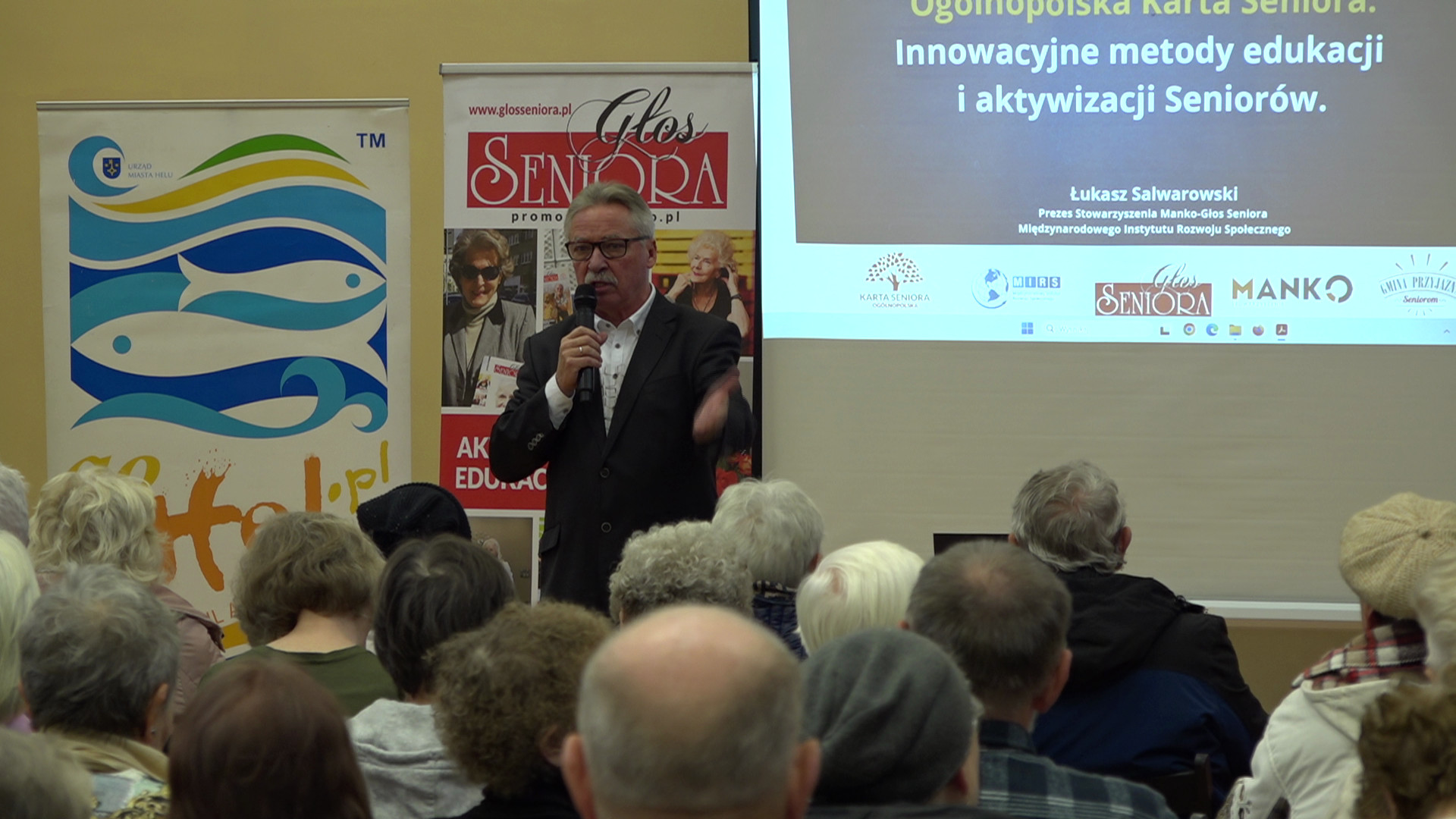 Seniorzy z tą kartą mogą liczyć na zniżki. Hel przystąpił do Karty Seniora