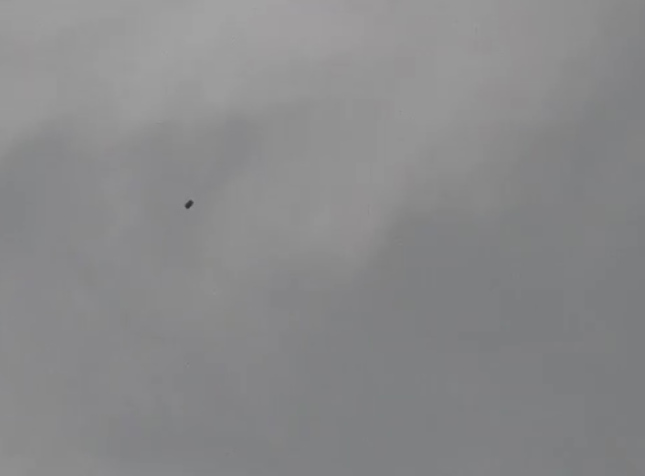 'Wiry powietrzne' nad Pomorzem. Tak tworzą się trąby powietrzne [NAGRANIE]