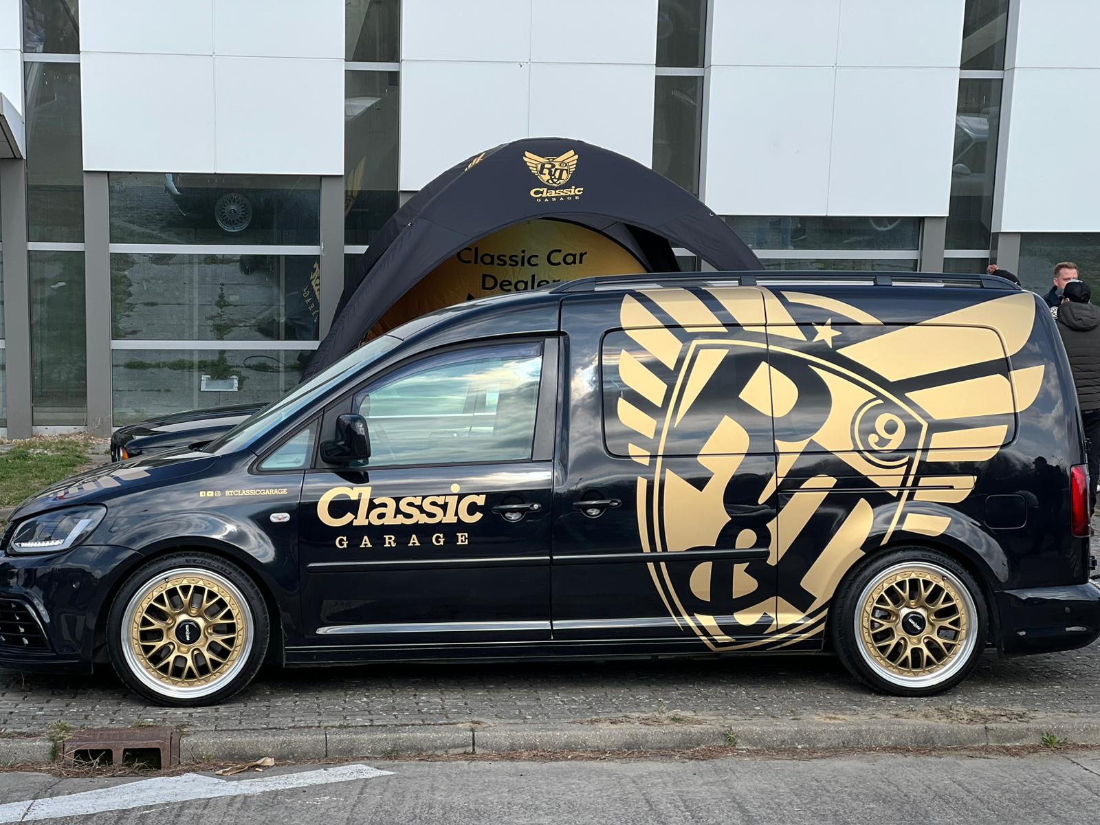 Sezon klasyków ruszył pełną mocą. To coś więcej niż tylko samochody