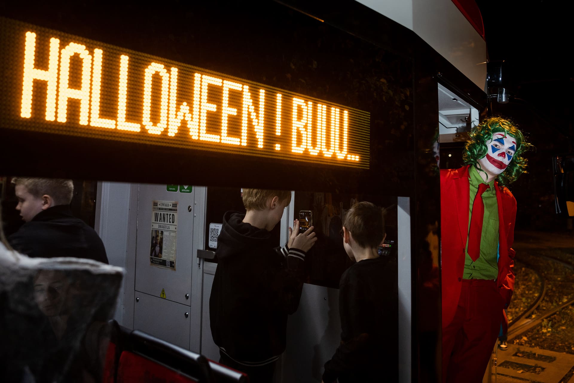 Strasznie dobra zabawa na torach! Halloweenowy tramwaj ponownie wyruszy