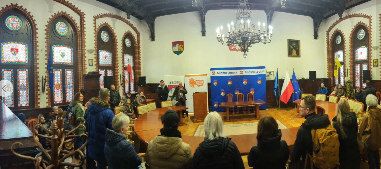 Miasto sprzed lat na wyciągnięcie ręki. Przewodnicy zabrali w podróż w czasie