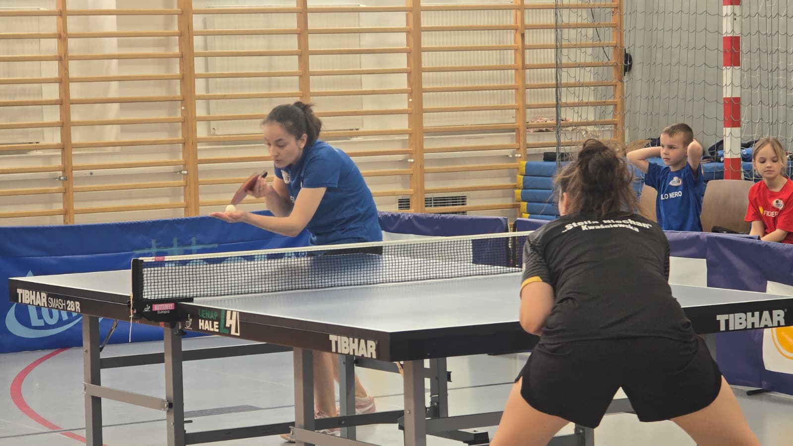 W hali GOSRiT odbyło się spotkanie tenisa stołowego. Rywalizowały drużyny I Ligi Kobiet
