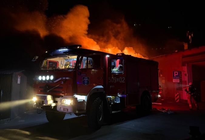 Tragedia w Helu. Paliło się kilka budynków, w tym remiza OSP