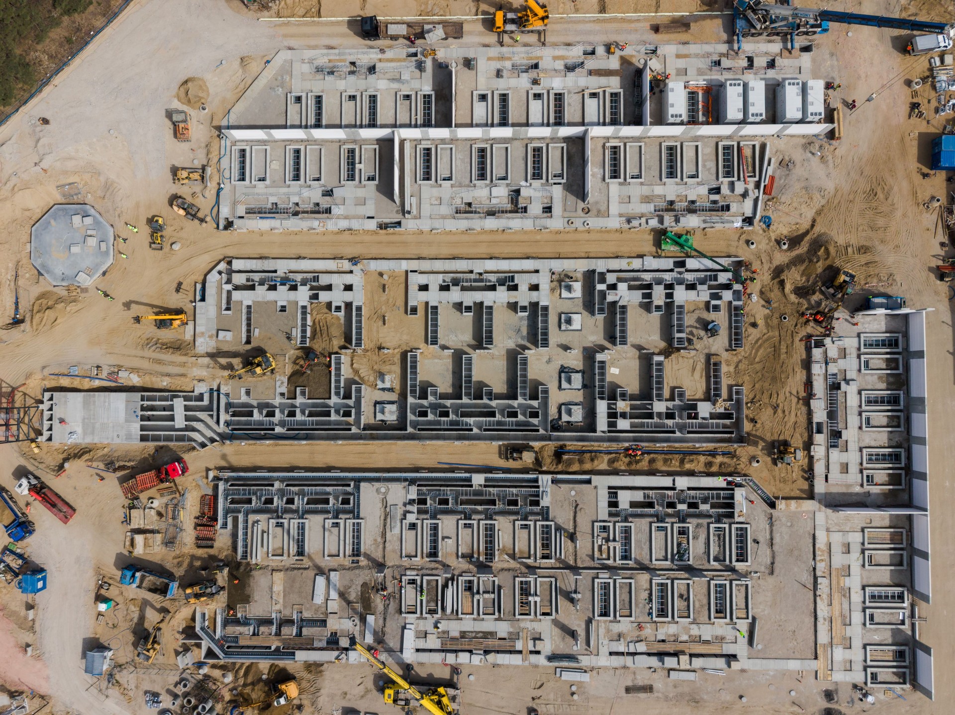 Kluczowe elementy na budowie Magazynu Energii Elektrycznej