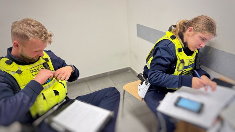 Powiat wejherowski: Odholowali pojazd 39-latka. Policjanci zatrzymali mu prawo jazdy