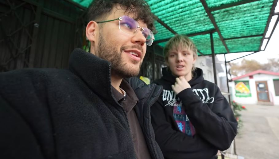 Youtuber wykupił cały asortyment i przekazał schronisku dla bezdomnych zwierząt w Dąbrówce