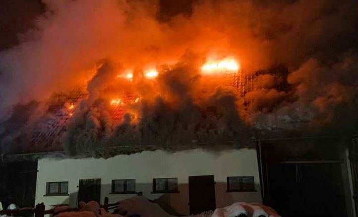 Spłonął budynek gospodarczy. Trwa zbiórka na rzecz pogorzelców