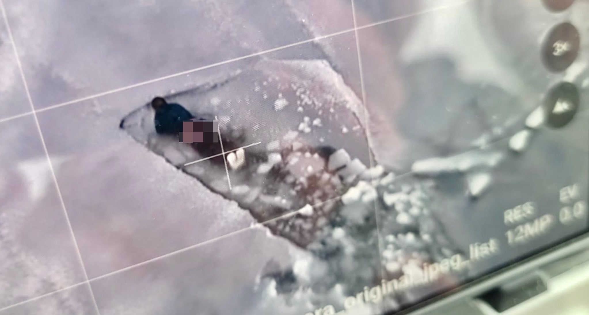 Mężczyzna unosił się na wodach Zatoki Puckiej. Trafił do szpitala