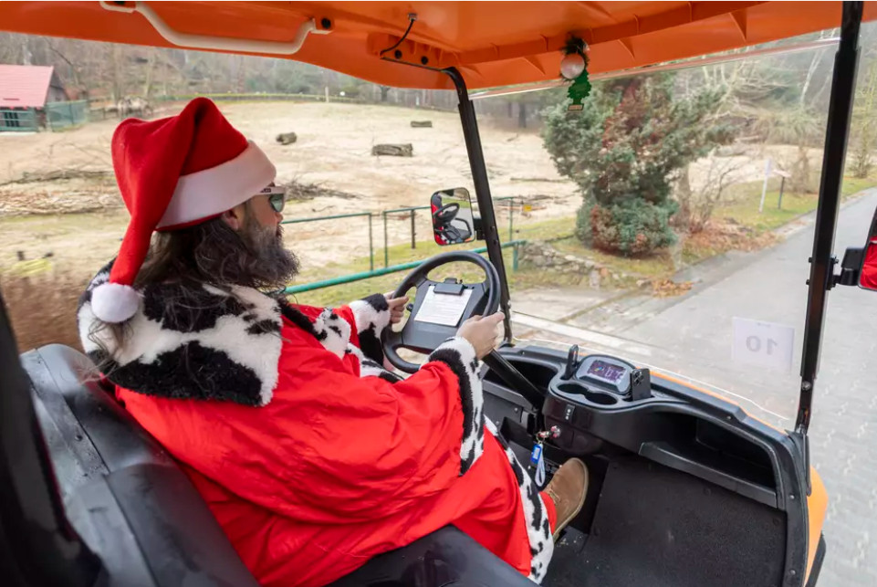 Nietypowe prezenty w zoo. Tak świętowały zwierzęta
