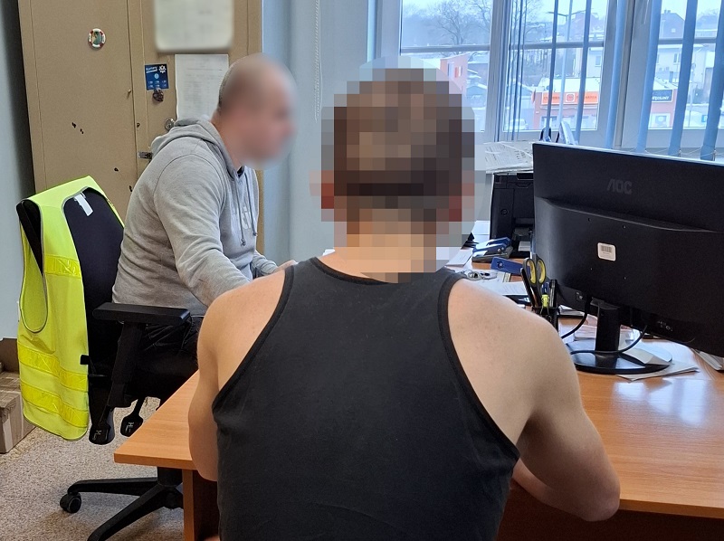 Nocny lincz na ulicy. Trzech 19-latków skatowało 49-latka