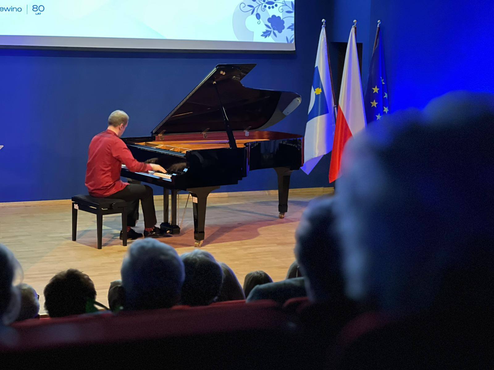 Gniewino rozbrzmiewa kulturą. Uroczyste otwarcie i kalendarz pełen atrakcji