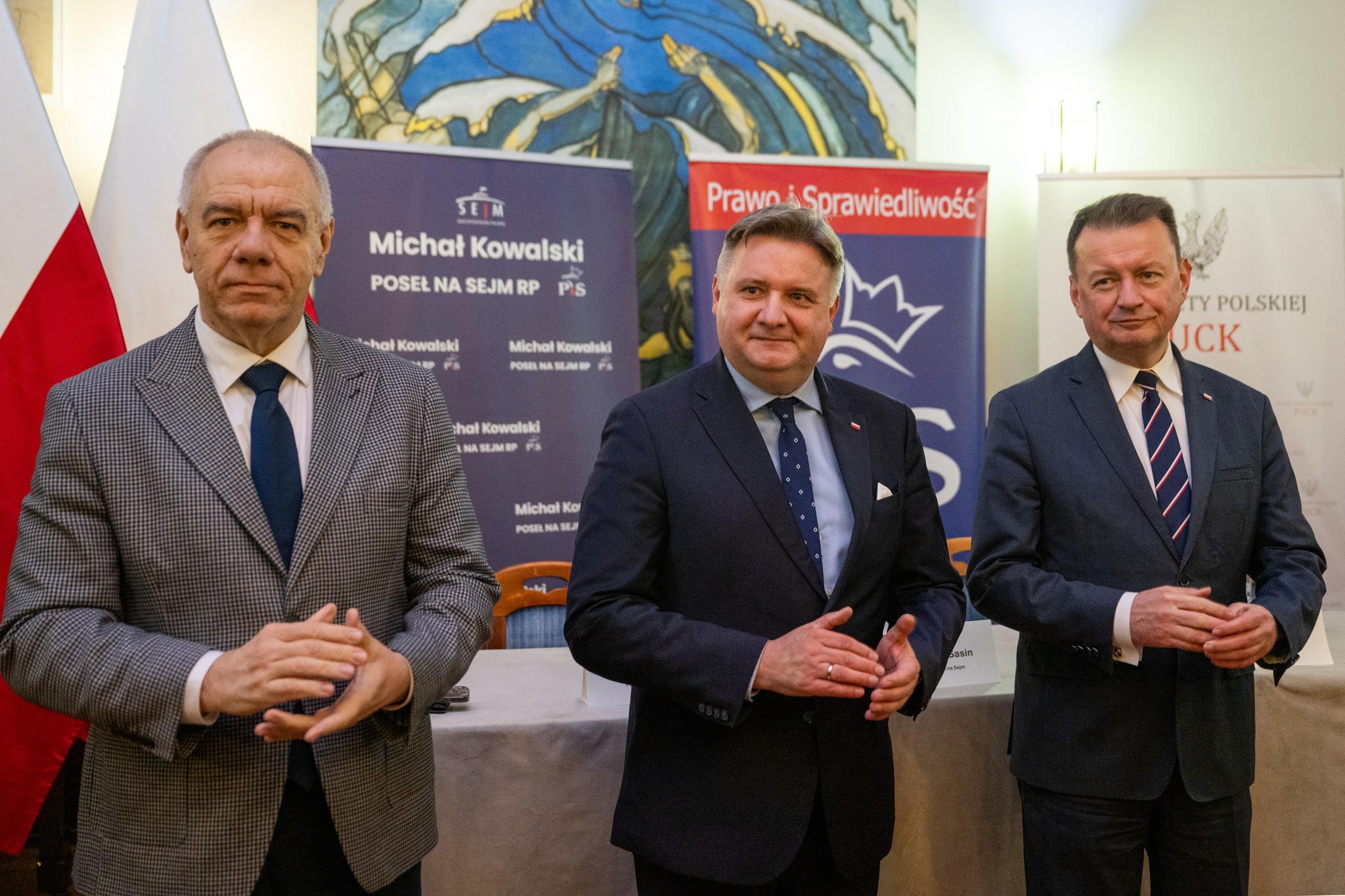 O dywersji na torach rozmawiano z posłami w Pucku. Uczestniczyli w nim Michał Kowalski, Mariusz Błaszczak i Jacek Sasin