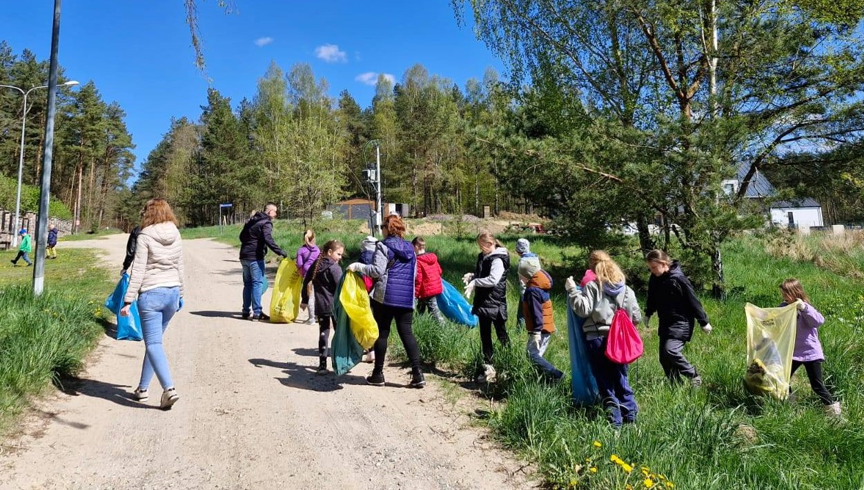 Dzień Ziemi. W Orlu mieszkańcy posprzątają swoją wieś. "Pokażmy, iż los naszej przyrody nie jest nam obojętny!"