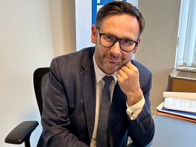 KOWR nie skorzystał z prawa pierwokupu działek w pobliżu 'jądrówki'. W tle nazwisko syna Daniela Obajtka