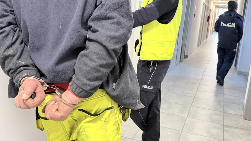 Ten styl jazdy zainteresował policjantów. Kolejni pijani zatrzymani na drogach w powiecie wejherowskim