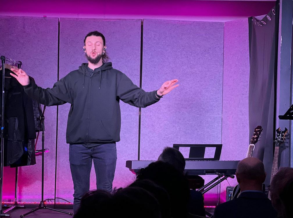 Luzino oklaskuje „Sukces”. Spektakl, który zostaje w pamięci