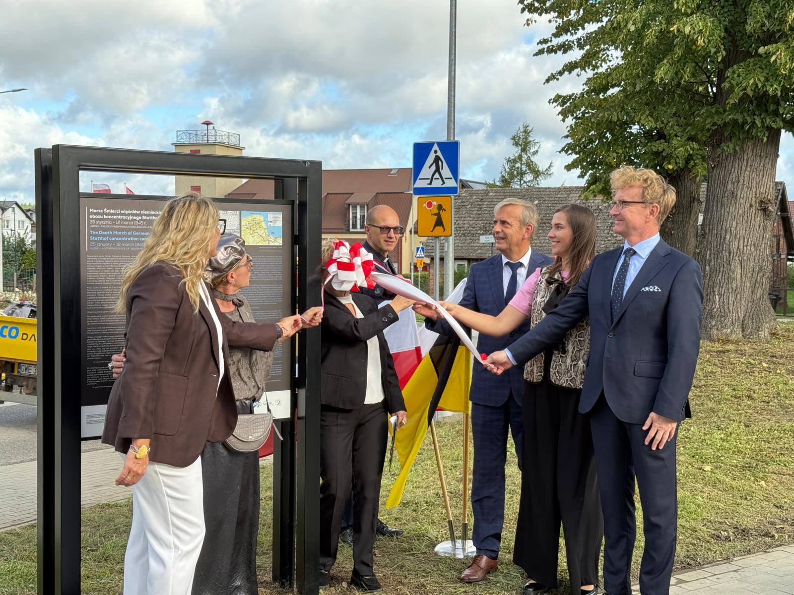 Śladami tragedii sprzed 80 lat. Luzino oddało hołd więźniom Stutthofu