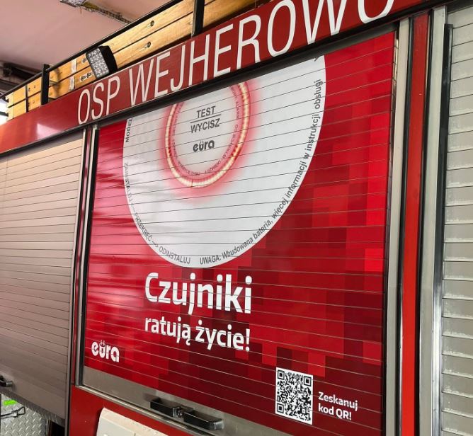 Czad atakuje, strażacy ostrzegają. Nowy piktogram na wozach OSP