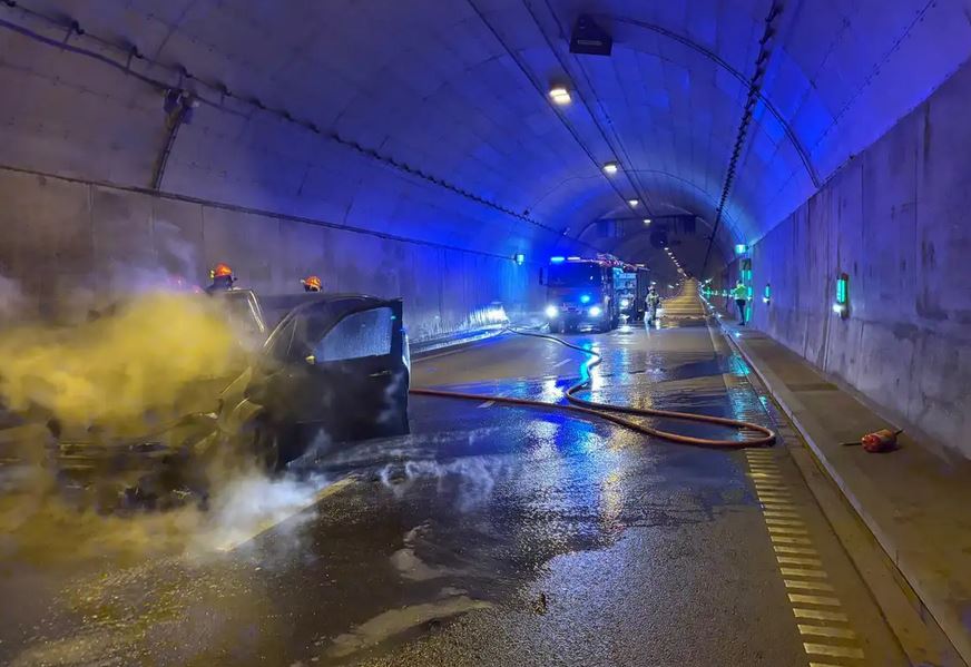Pożar w tunelu pod Martwą Wisłą! Błyskawiczna akcja strażaków zapobiegła tragedii