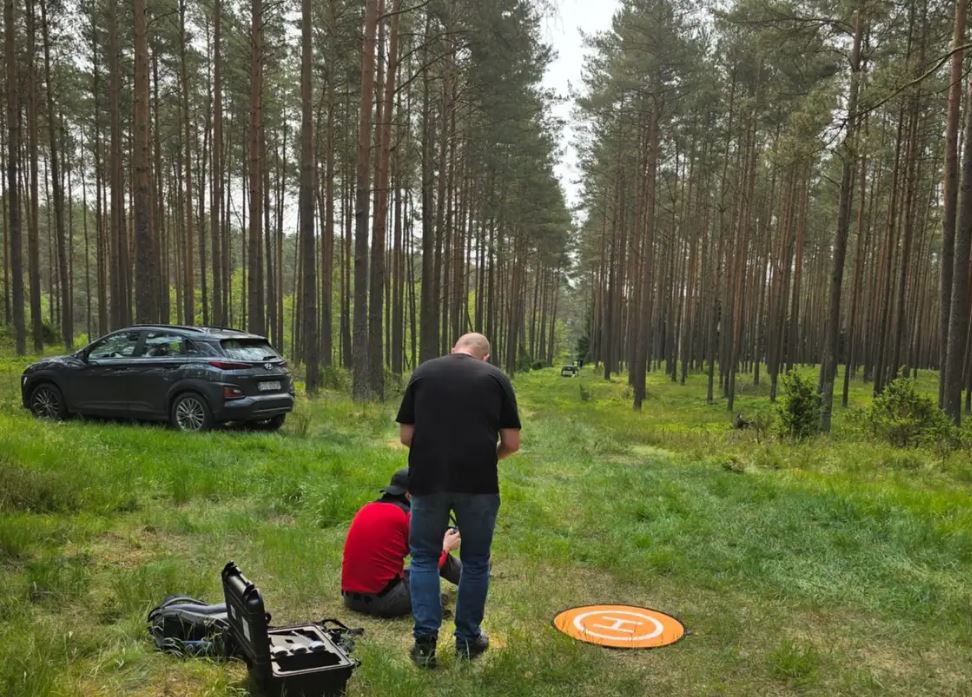 Ciało odnalezione w lesie! To poszukiwany mężczyzna
