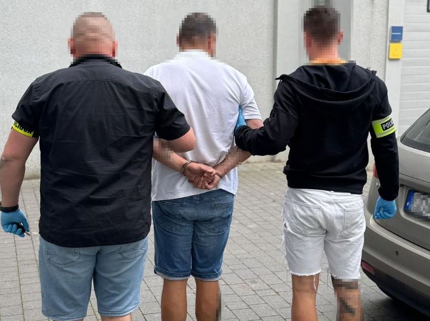 Zgłosił kradzież auta wartego 235 tysięcy złotych. Teraz sam odpowie przed sądem