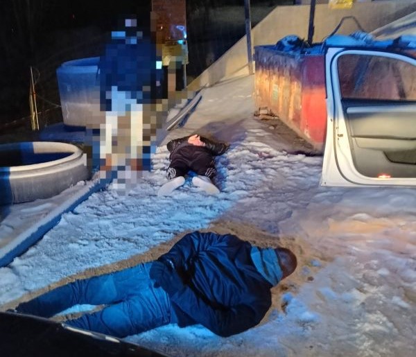 Kradzież biżuterii warta ponad 10 tys. zł. Sprawcy wpadli w ręce policji