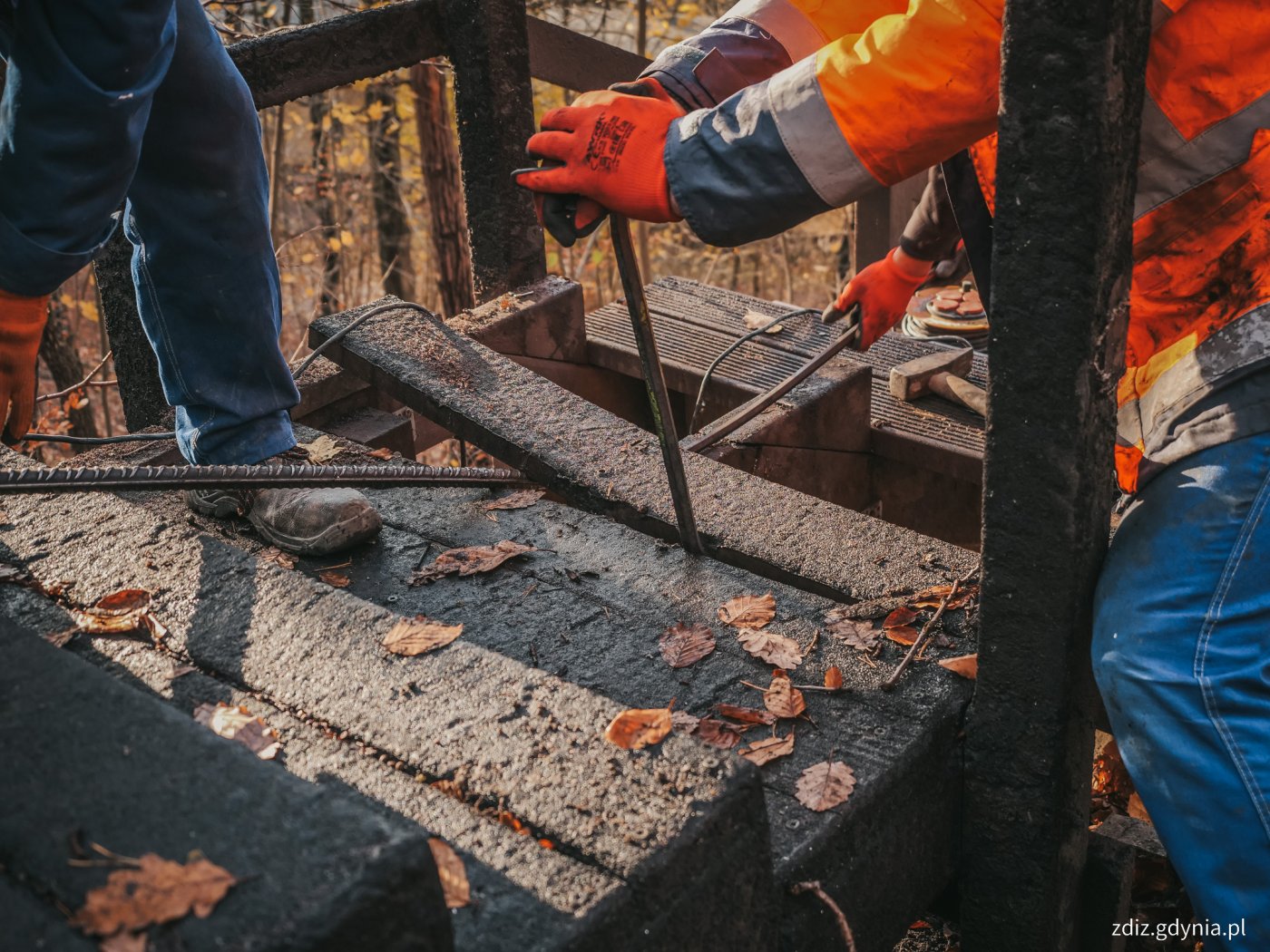 Po pożarze czas na naprawę. Schody w remoncie