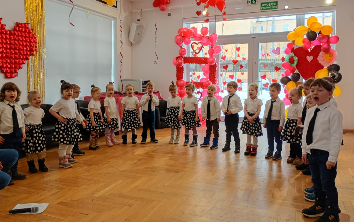 Międzypokoleniowe świętowanie. Program artystyczny dla babci i dziadka