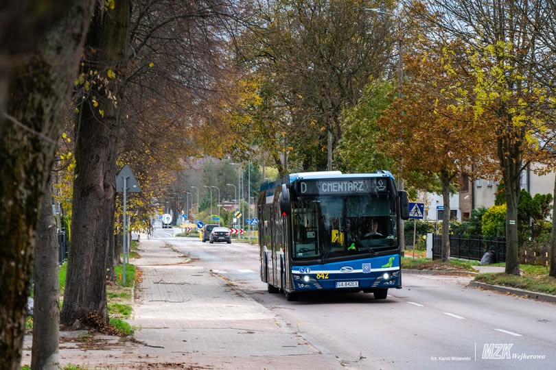 Dodatkowe autobusy na cmentarz. Sprawdź szczegóły!