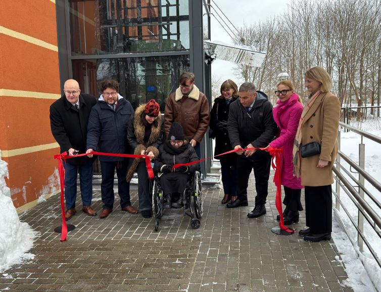 Mniej barier, więcej możliwości. Ważne projekty dla osób z niepełnosprawnościami