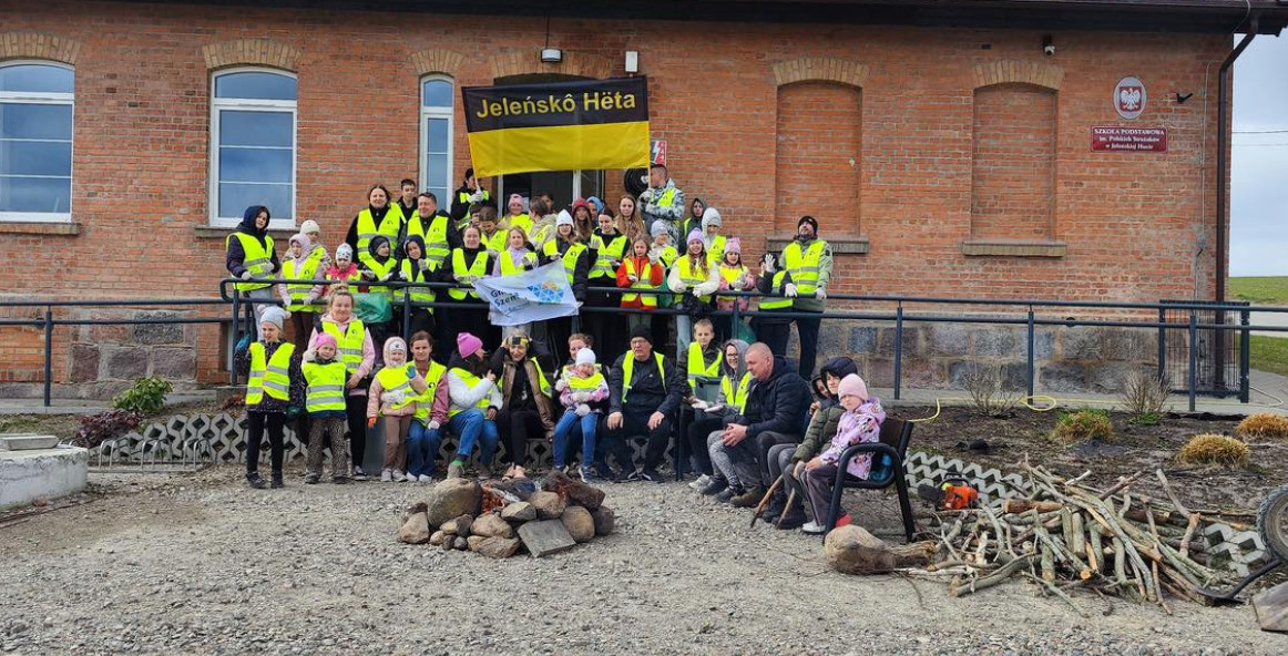 Wspólna troska o środowisko. Udana akcja sprzątania
