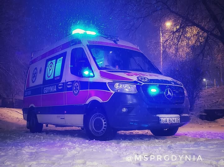 Leżała na podłodze od kilku dni. Skrajna hipotermia u seniorki